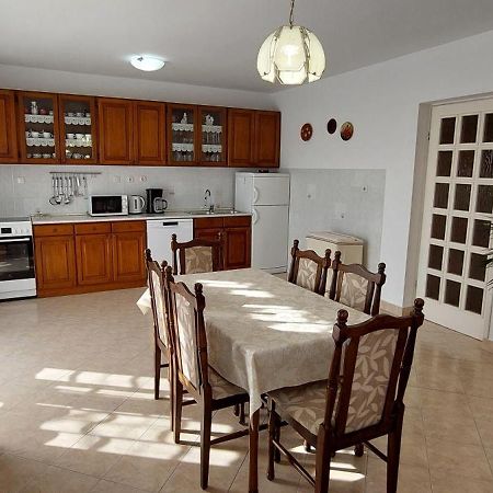 Apartmani Sladana Kampor Ngoại thất bức ảnh